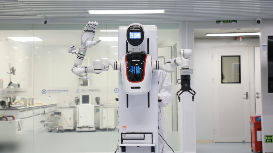 实验室来了“机器人科学家”，广东AI中试平台加速落地
